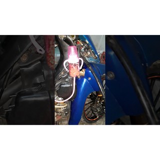 Thông nhớt xe máy kiểu bình sữa