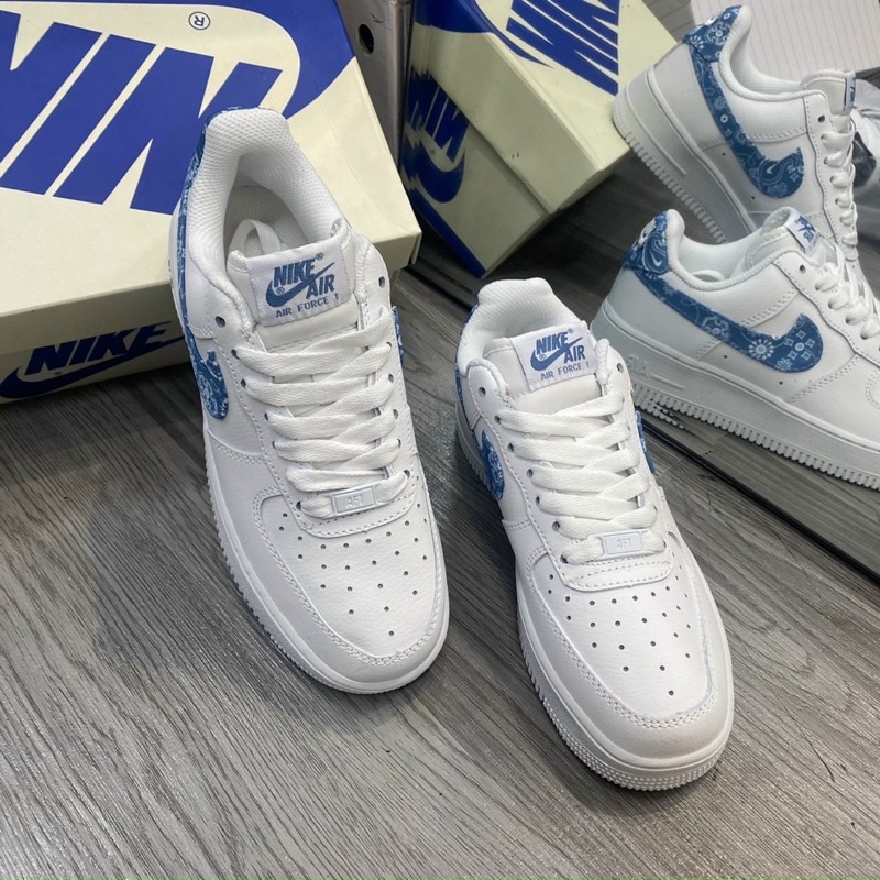 GIÀY AIR AF1 LOW PAISLAY WHITE BLUE LAI AU