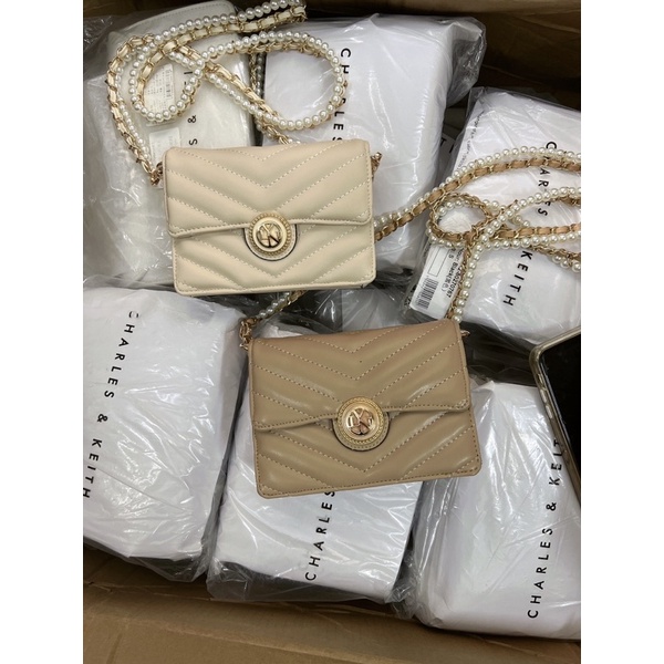 Túi lyn mini khoá tròn dây hạt ngọc