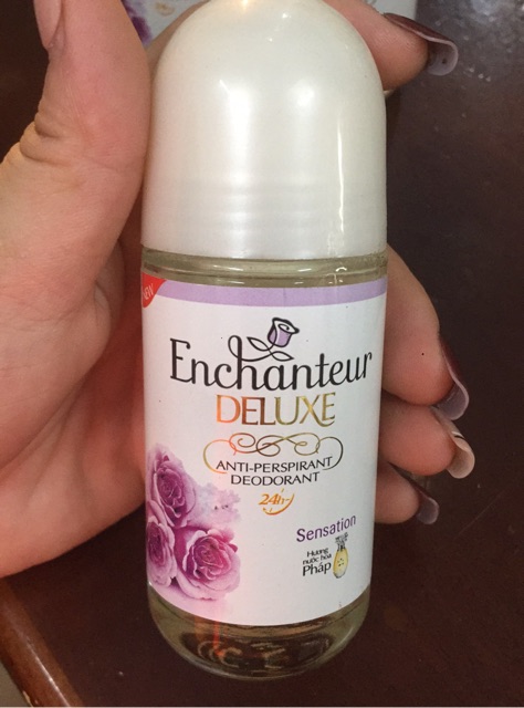 Lăn Khử Mùi Trắng Da Enchantuer 25ml-50ml