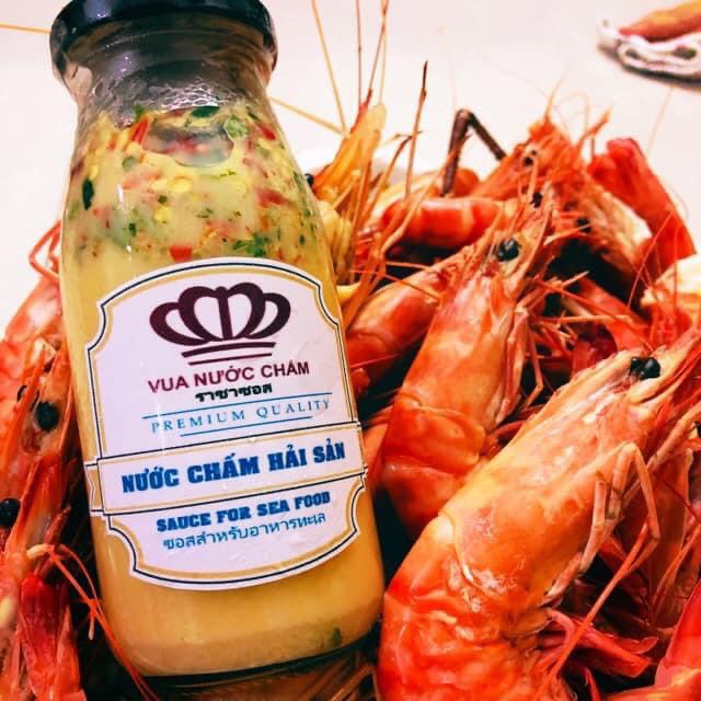Nước chấm hải sản THÁI LAN - VUA NƯỚC CHẤM 320ml_NƯỚC CHẤM HẢI SẢN ỚT ĐỎ LÁ CHANH