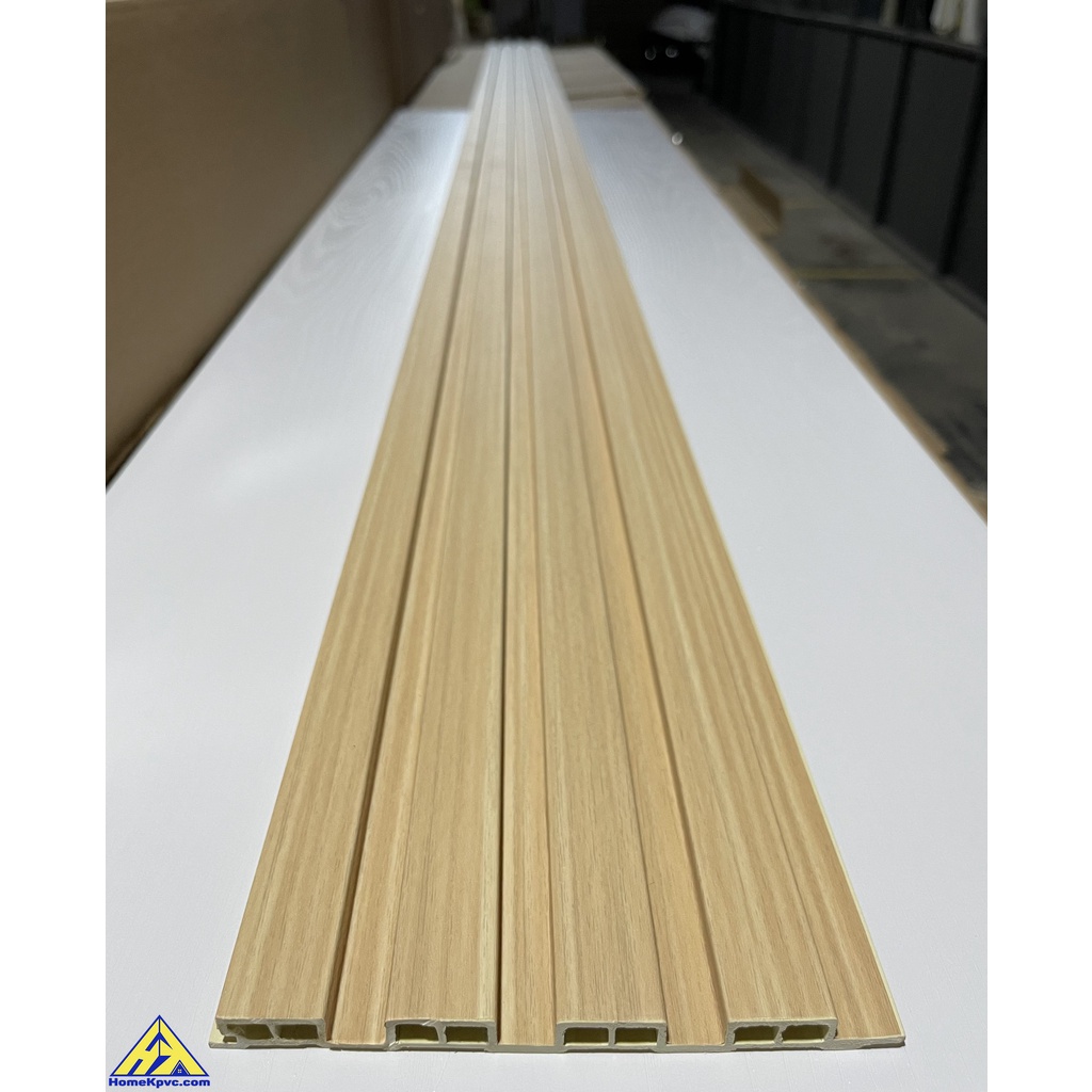 Gỗ nhựa trong nhà/Lam sóng ốp tường trang trí vân gỗ/Lam gỗ 4 sóng thấp giá rẻ