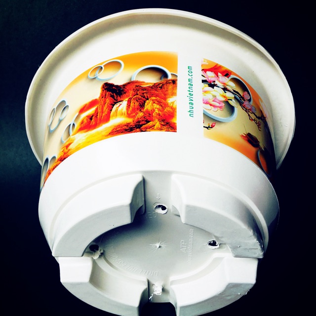 Chậu Nhựa Tròn, Châu trắng Bốn mùa Hàng Nhập Khẩu Có hoa văn sắc nét (Kt: 360x220)