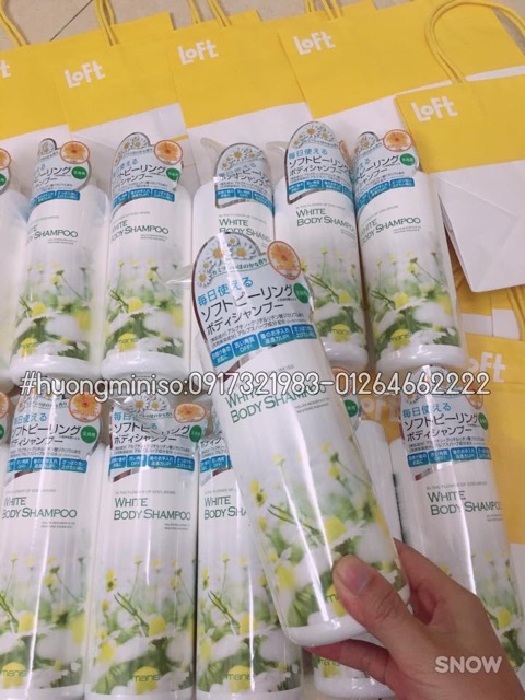 Sữa Tắm Trắng Da WHITE BODY SHAMPOO IN THE FLOWER OF EDELWEISS MANIS 450 ml của Nhật