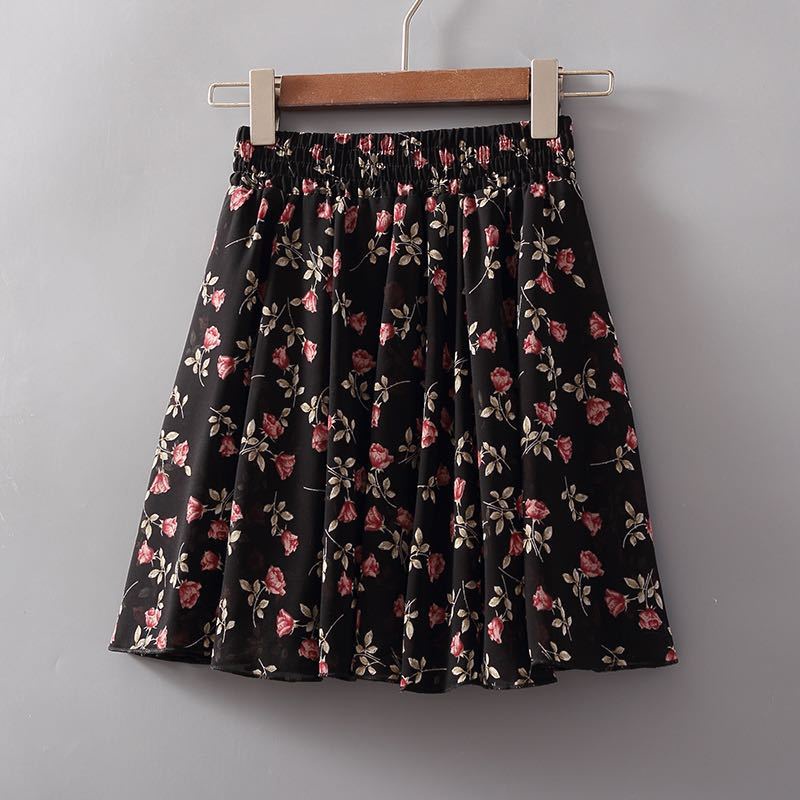 Small floral chiffon short skirt women  2022 summer new A-line skirt high waist Korean version large swing skirt umbrella skirt
