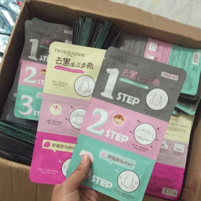 01 Step lột mụn mũi Bioaqua