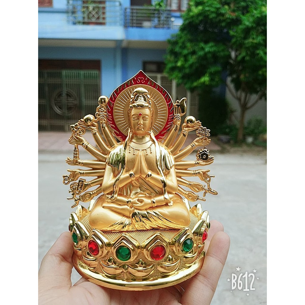 Tượng phật bà quan âm ngàn tay