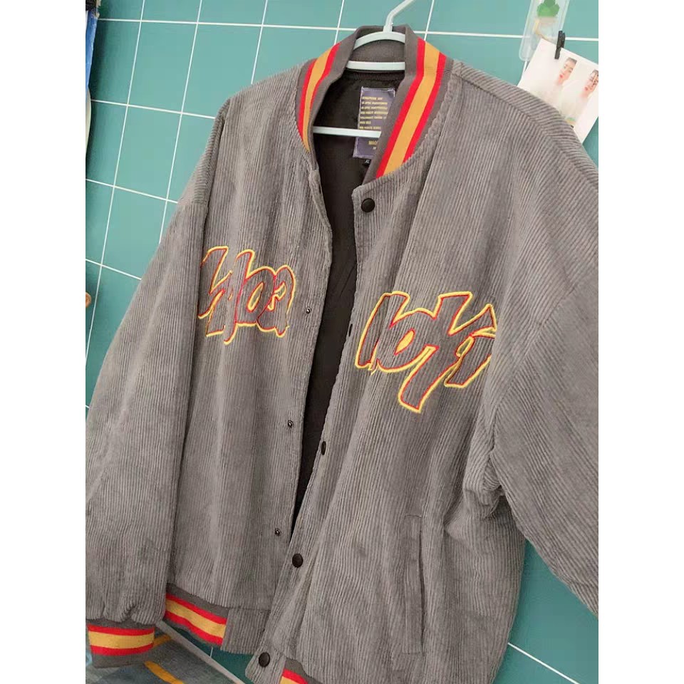 [Sẵn Xanh + Đen nhiều size] Áo khoác bomber nhung gân dáng bóng chày thêu chữ unisex ulzzang hot trend thu đông | BigBuy360 - bigbuy360.vn