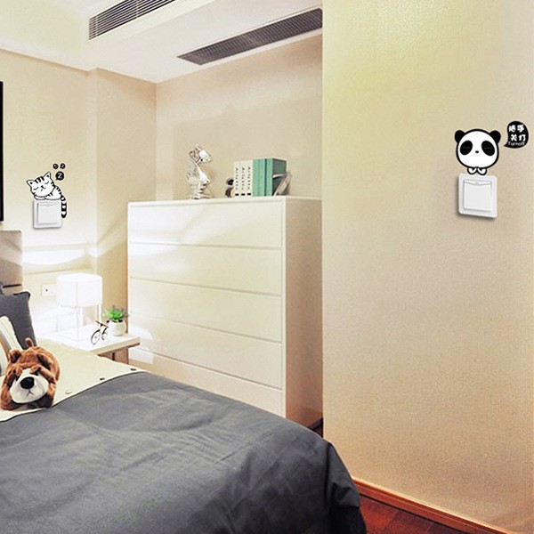 Decal Dán Tường Hình Bàn Chân &amp; Công Tắc Điện - Được Chọn Mẫu