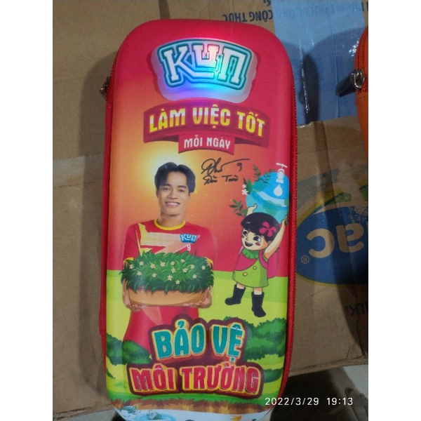 Hộp bút kun