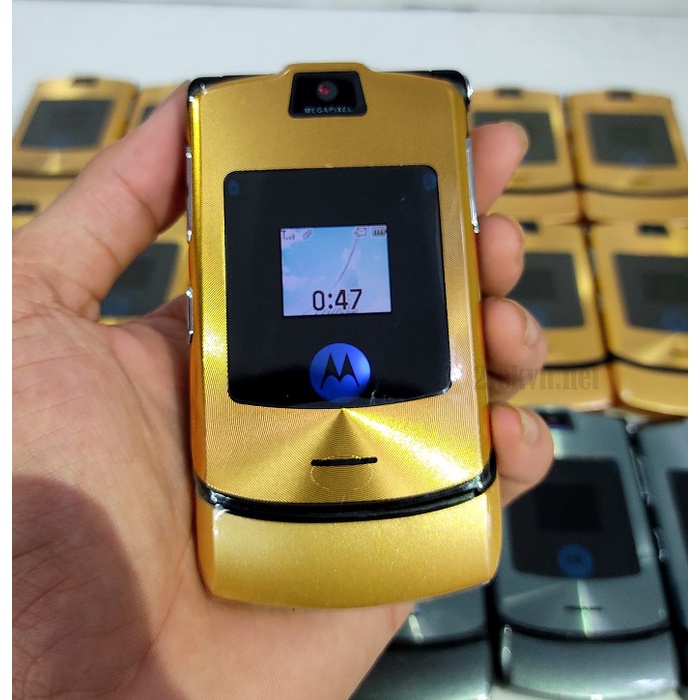 Điện thoại bật nắp Motorola V3i chính hãng giá rẻ pin trâu -Bảo hành 12 tháng