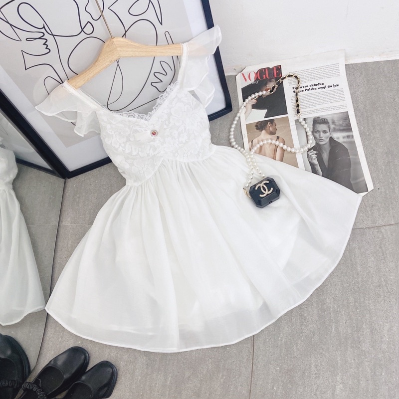 ĐẦM TRẮNG 2S TAY TIÊN NHÍU NGỰC XOÈ PHỒNG KÈM SHORT BÊN TRONG