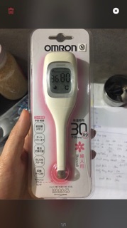 Nhiệt kế điện tử Omron Nhật Bản