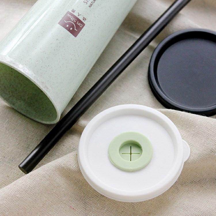 Bình nước 450ML bằng rơm lúa mì với nắp đậy tiện dụng