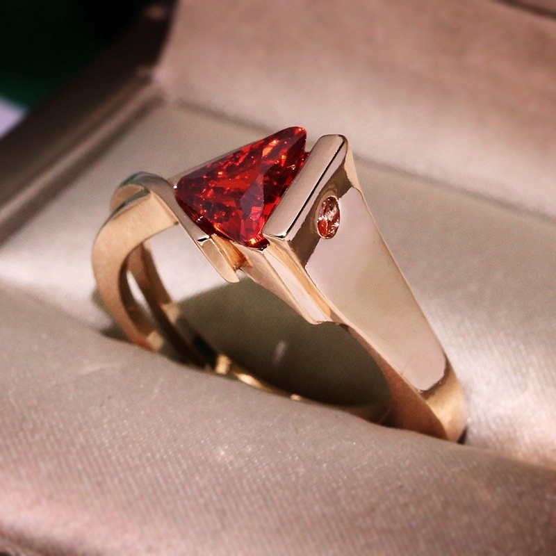 Nhẫn Mạ VàNg 18K ĐíNh Đá Vuông ThờI Trang