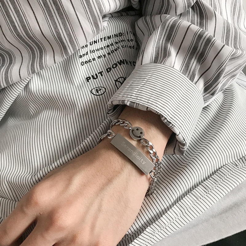 Vòng Tay Kim Loại Mặt Hình Mặt Cười Cho Nam Và Nữ