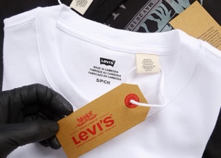 Áo thun levis
