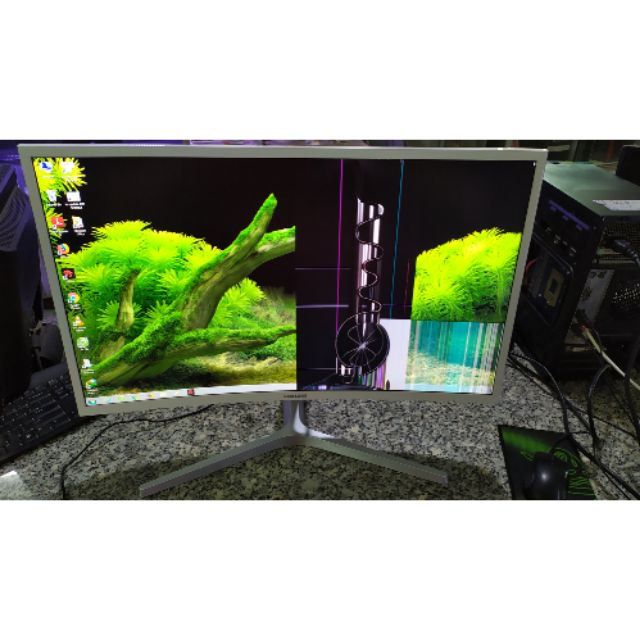 Màn hình Xác 27in cong Samsung chính hãng bị bể màn hình | BigBuy360 - bigbuy360.vn