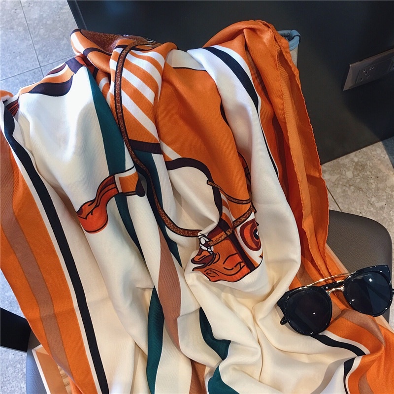 Khăn choàng cổ in hình con ngựa che nắng du lịch biển size 90x180cm