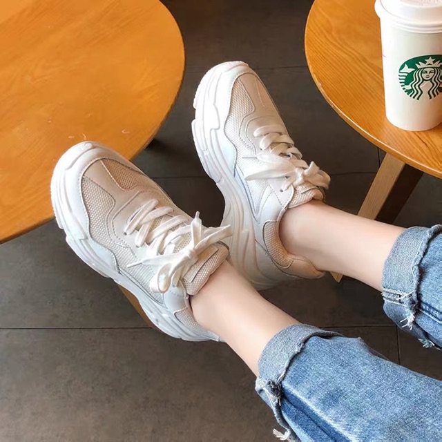 Giày thể thao nữ