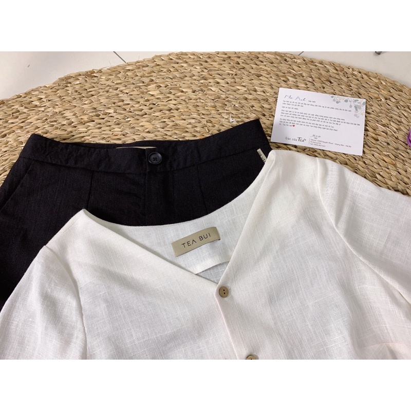Áo kiểu xinh, áo dáng crop top vải LINEN cổ tim (có sẵn) - Gác của Tea | BigBuy360 - bigbuy360.vn