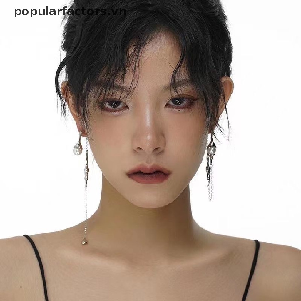 Khuyên tai dáng dài không đối xứng đính hạt ngọc trai nhân tạo thời trang 2022