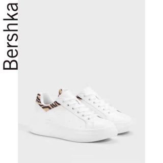 Giày nam Bershka