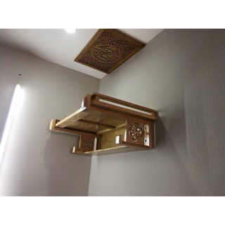 Bàn thờ gỗ sồi kt 48x69 gồm ám khói 41x41