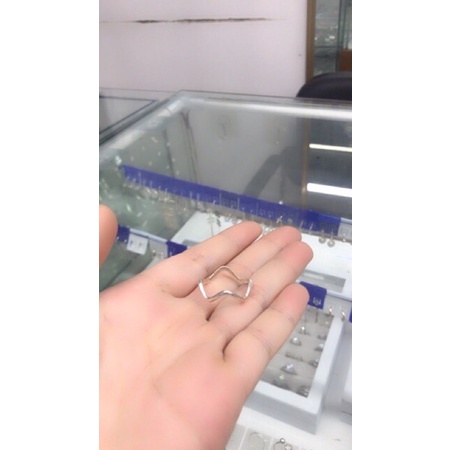 Nhẫn zic zac vương miện bi bạc ta