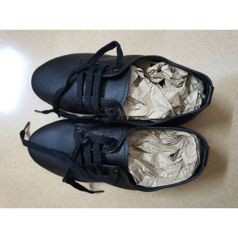 Giày thể thao, đi mưa, sandal, cao gót