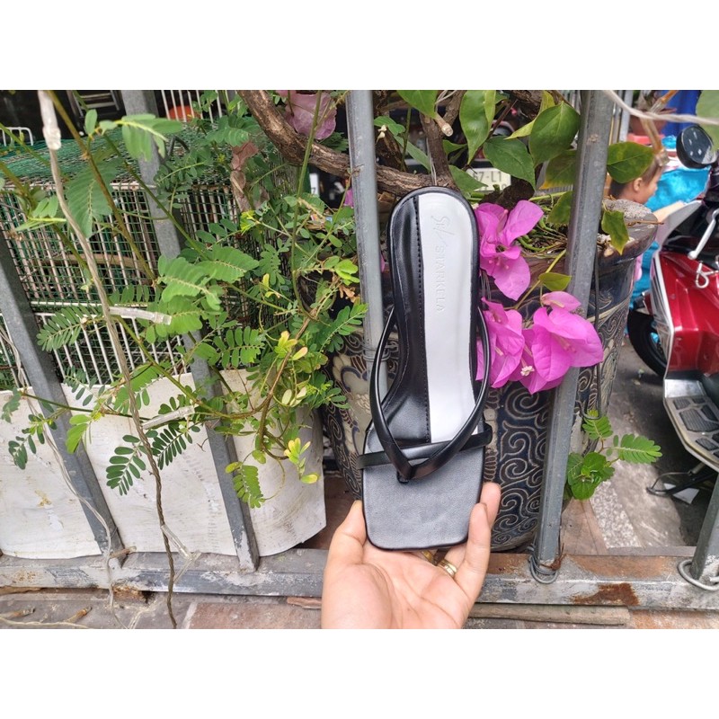 Kẹp dây ngan guốc cao