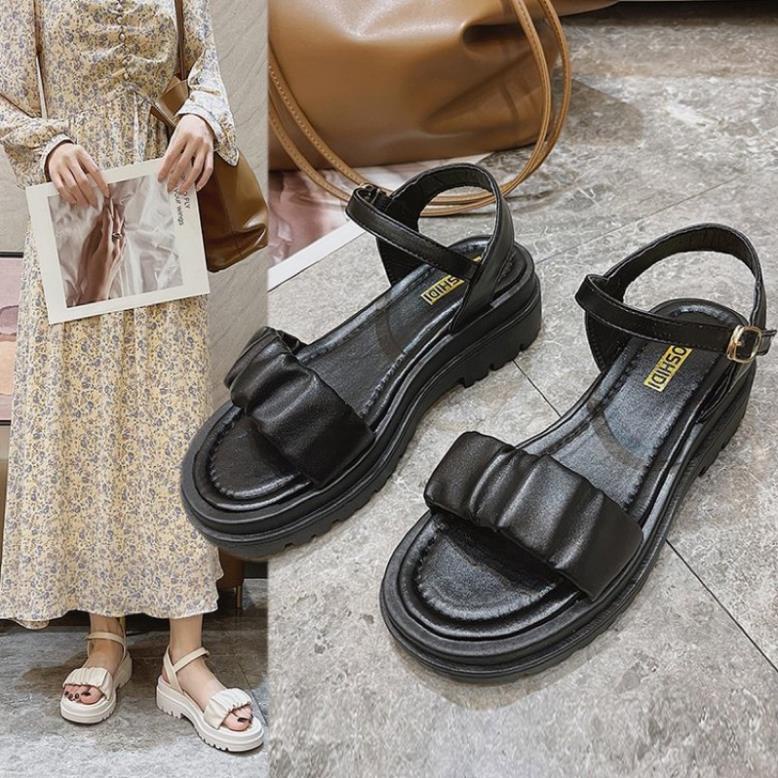 Giày sandal mã S62 nhún đế chiến binh mũi hở có 2 màu đen và trắng hot trend 2022