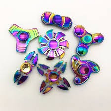 Con quay đồ chơi Spinner bằng kim loại cao cấp, nhiều màu, giúp giảm stress |shopee. Vn\Shopdenledz