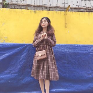 ĐẦM DOLL MIDI CARO