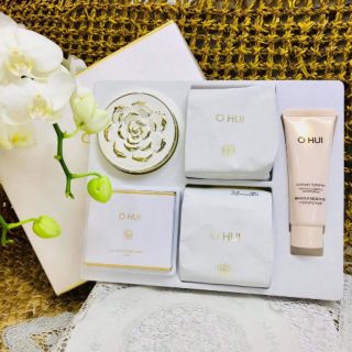 NEW-PHẤN TƯƠI DƯỠNG TRẮNG DA OHUI ULTIMATE BRIGHTENING