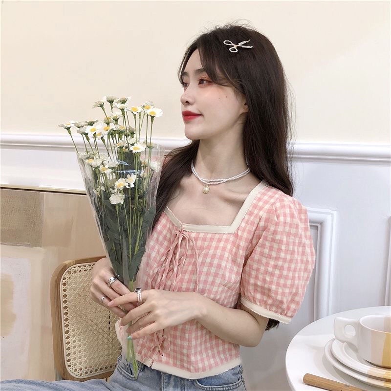 Áo Croptop cổ vuông tay ngắn phong cách Hàn Quốc mã QD097