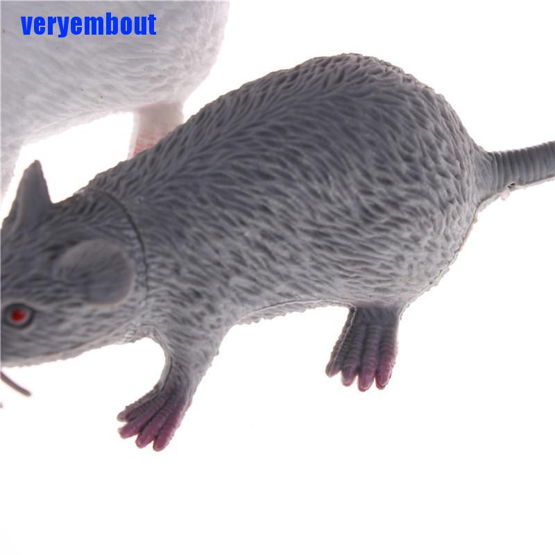 Chuột nhựa giả dùng trang trí halloween độc đáo vui nhộn