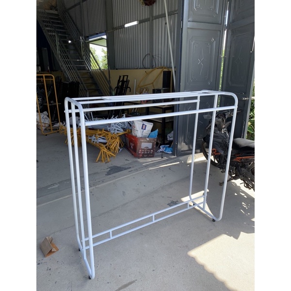 Mẫu kệ đôi mới treo quần áo cho shop