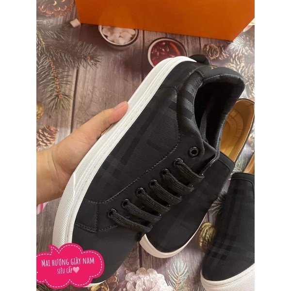 Giày thể thao nam burberry đen buộc dây . Giày lười slipon buberry kẻ đen siêu cấp kèm hộp
