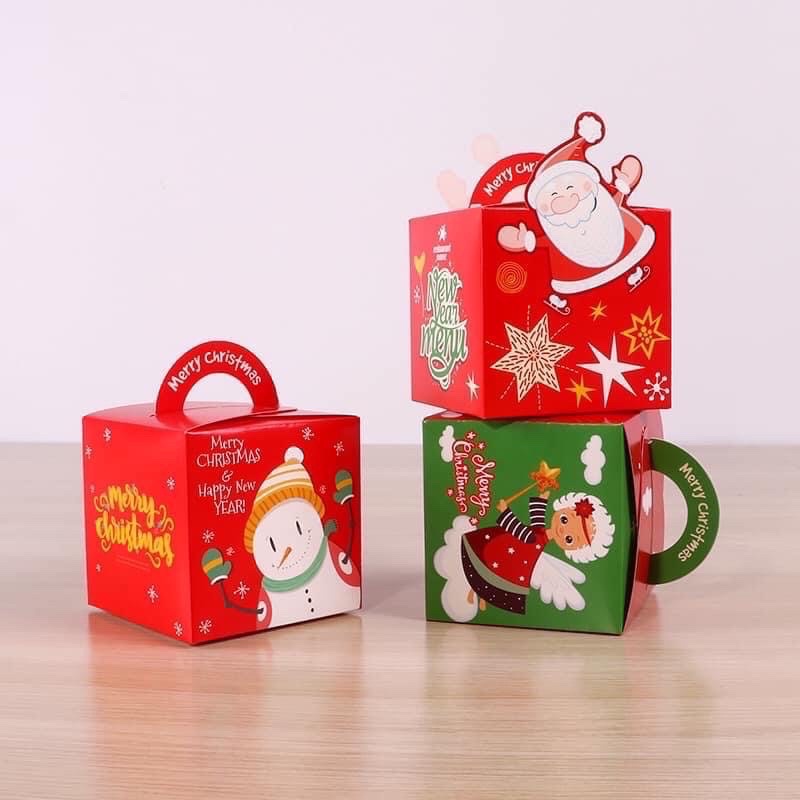 Hộp giấy đựng quà Noel