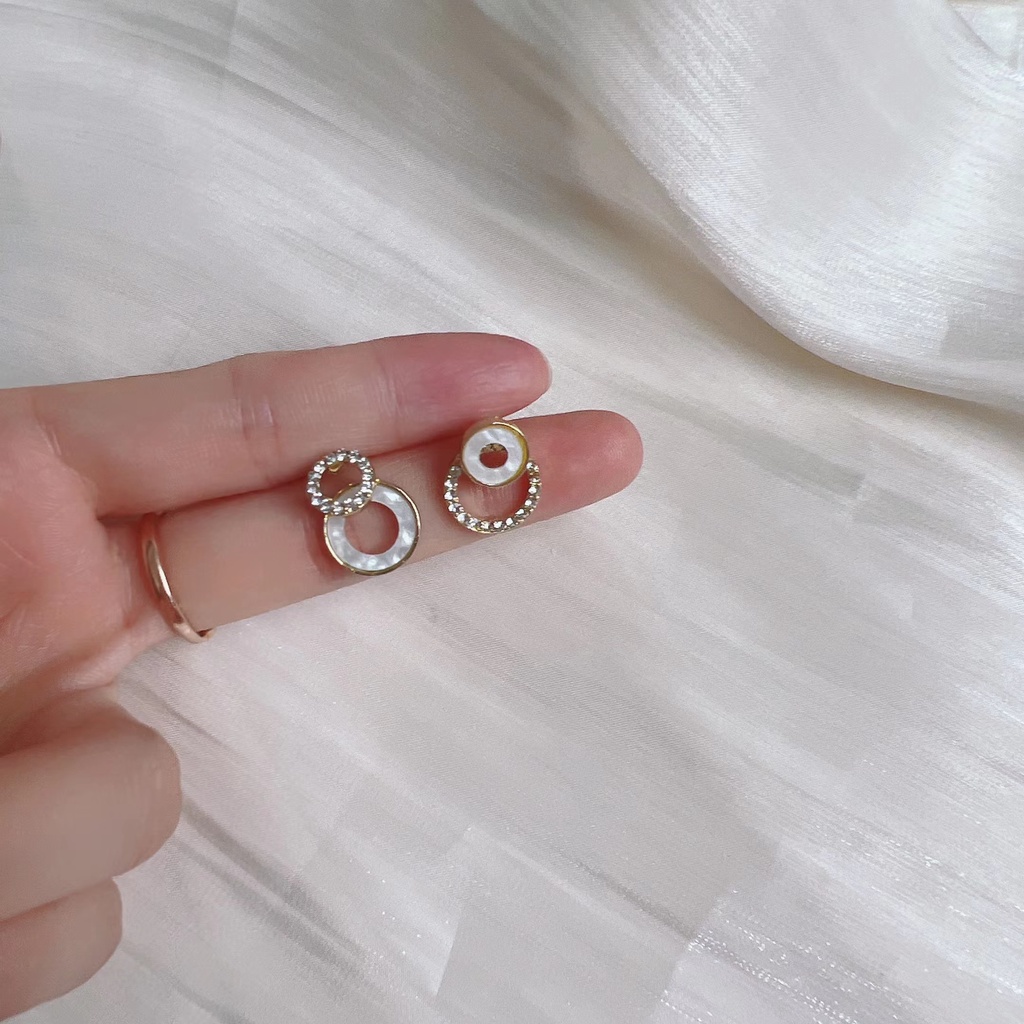 Đôi Khuyên Tai Dáng Tròn Phong Cách Hàn Quốc Dành Nữ Tính