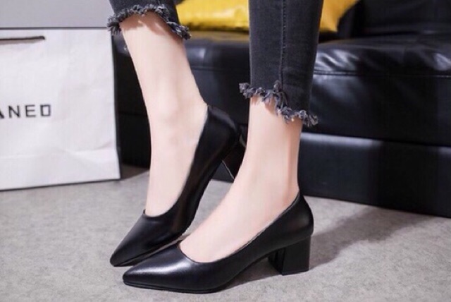 GIÀY CAO GÓT BÍT MŨI 5 PHÂN ĐEN MỜ