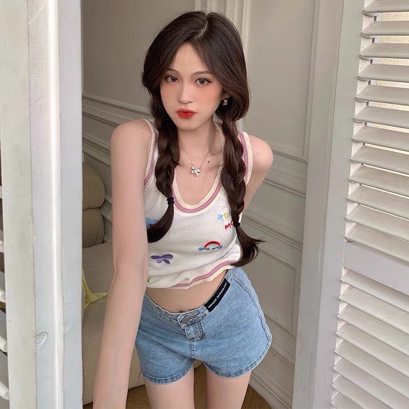 Áo len ba lỗ thêu sticker cầu vòng, hoa, bướm siêu dễ thương-form croptop vừa phù hợp các bạn gái trẻ trung, năng động