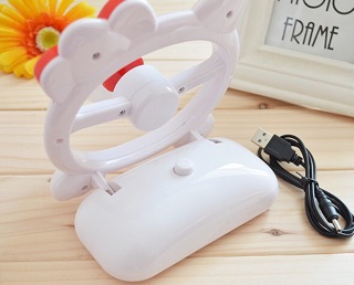 Quạt sạc usb Hello Kitty