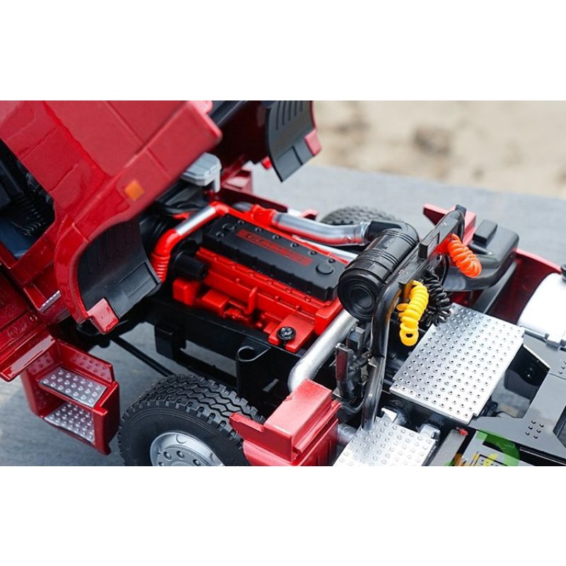 Xe tải mô hình đầu kéo Container Auman hợp kim 1:24