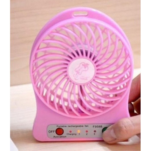 quạt mini 3 tốc độ sạc cổng USB  ( shop giao màu ngẫu nhiển)