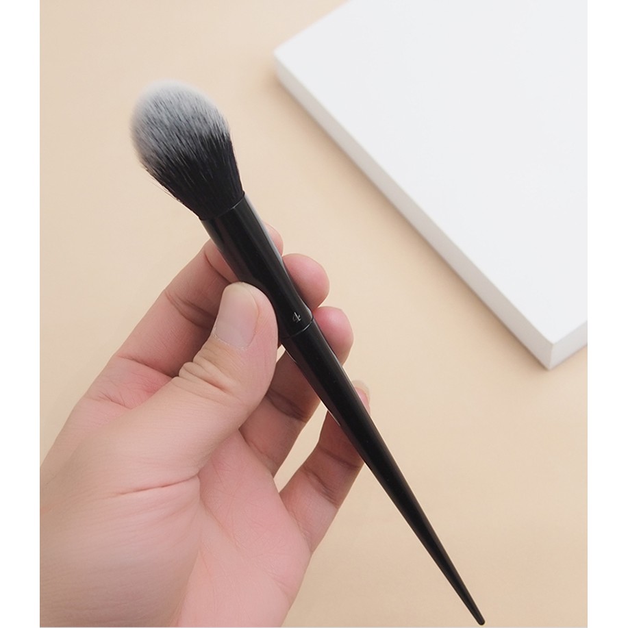 (Hàng Mới Về) Set 4 Cọ Trang Điểm Highlight Cán Dài Màu Đen Chuyên Nghiệp | BigBuy360 - bigbuy360.vn