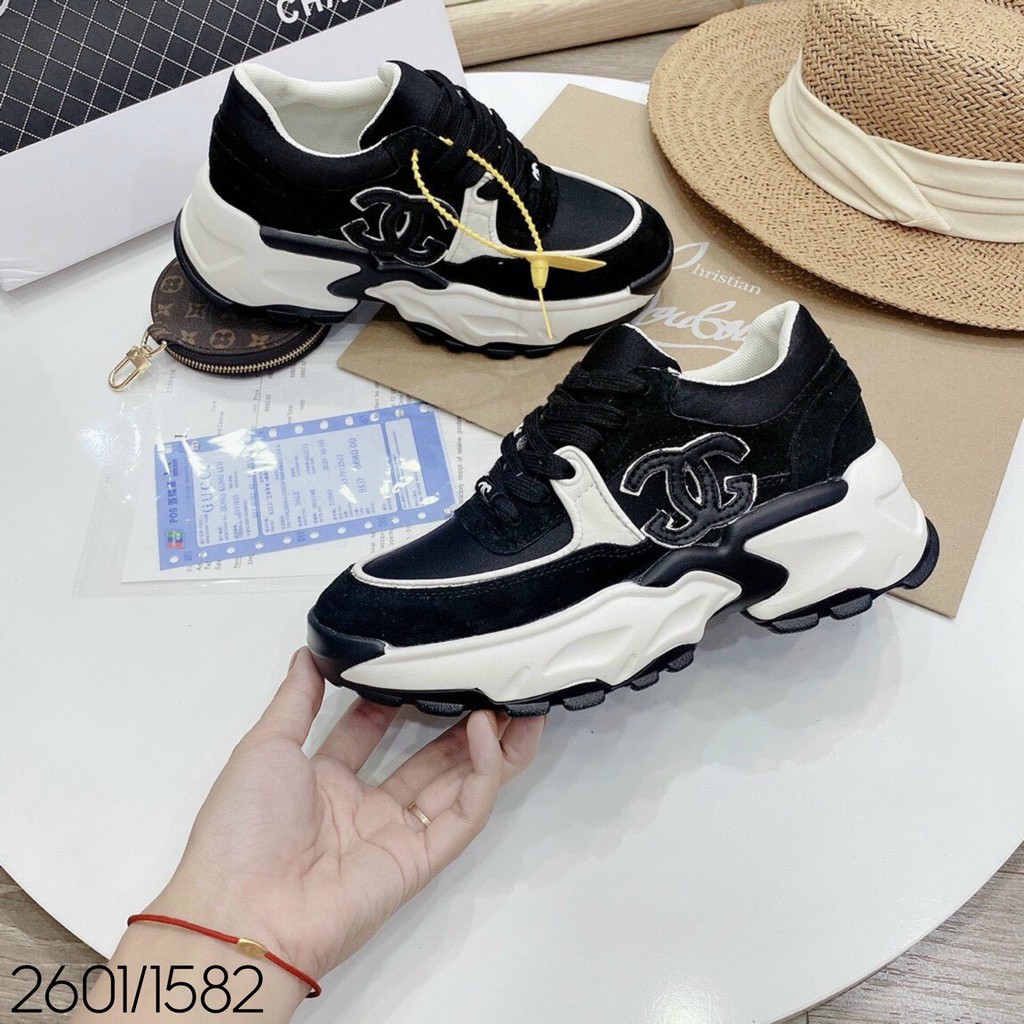 Giày thể thao chanel độn đế