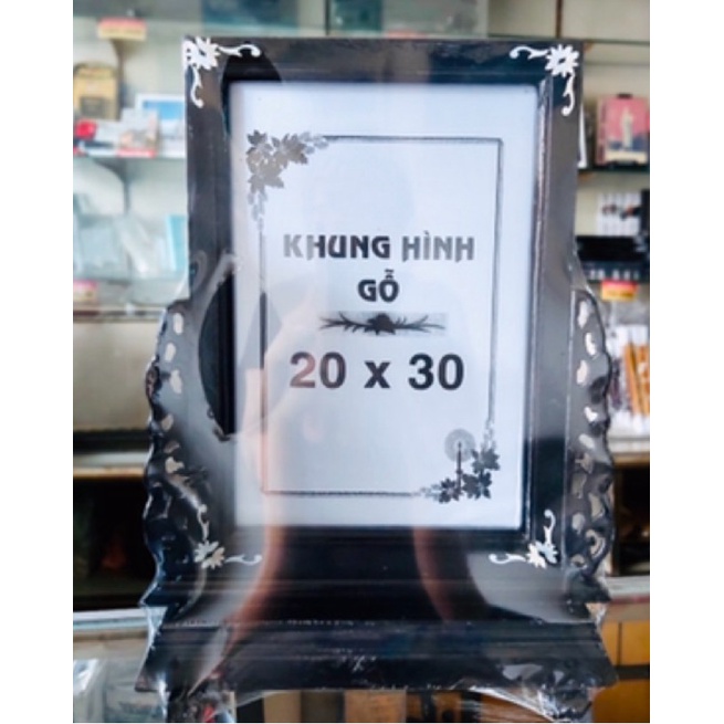 Khung ảnh thờ gỗ cao cấp có chân đế 20x25,20x30 có màu nâu và đen