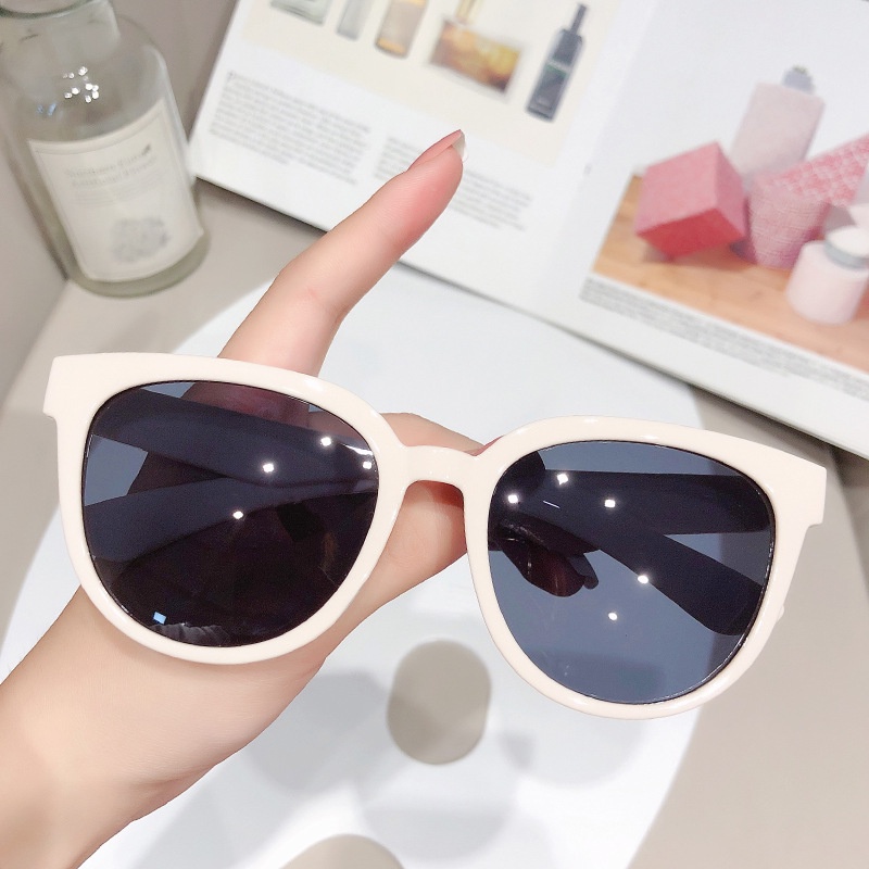 Kính râm gọng vuông viền bo tròn phong cách Hàn Quốc thời trang cho nữ